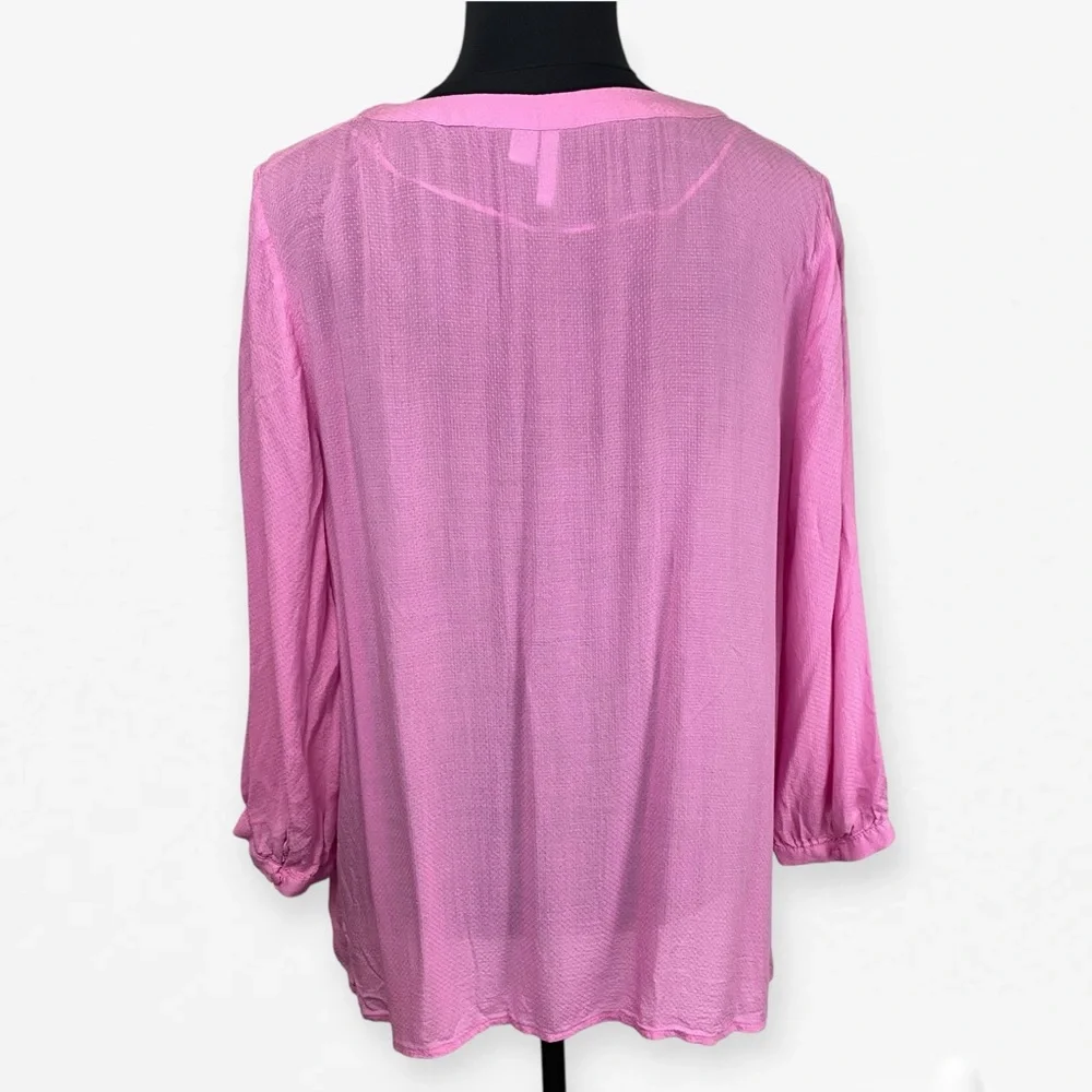 Elle Pink Flutter Sleeve Blouse Relaxed Style v-neck blouse top - Picture 4 of 9